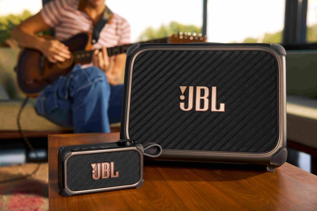 Loa Bluetooth JBL BandBox Trio
