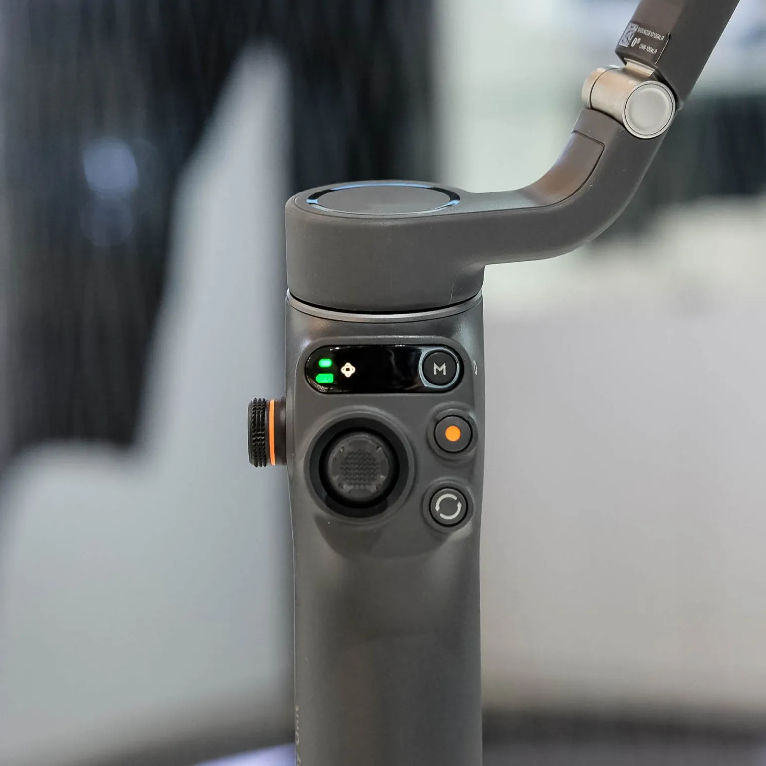 Gimbal DJI Osmo Mobile 6 - Ảnh 18